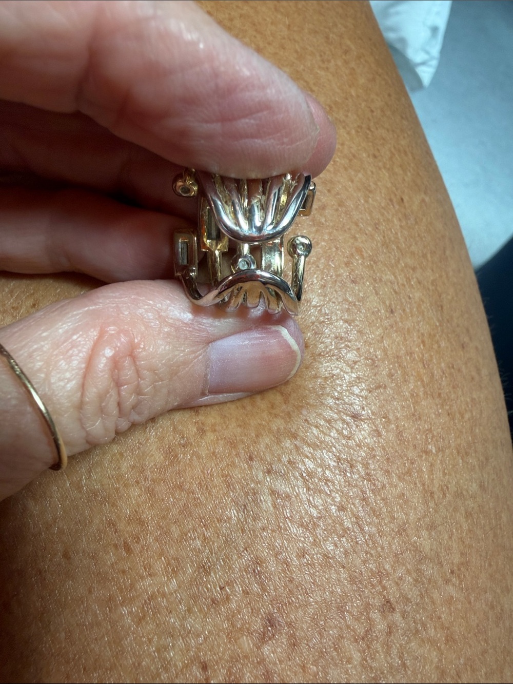 Alexis Bittar Gold-Tone Ring Stack with Clear Crystals Sz 7 - Picture 7 of 8